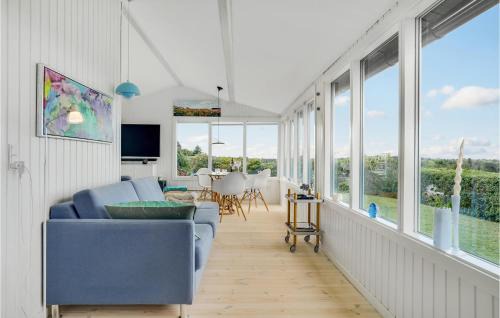Ordrup House | Nice Home In Fårevejle With Kitchen