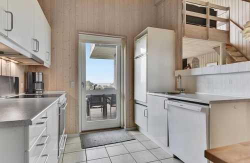 Faaborg House | Nice home in Faaborg with kitchen