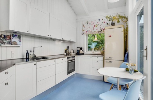 Ordrup House | Nice home in Fårevejle with kitchen