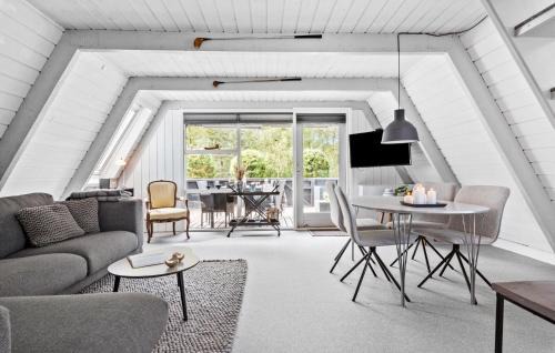 Gatten House | Nice Home In Farsø With Kitchen