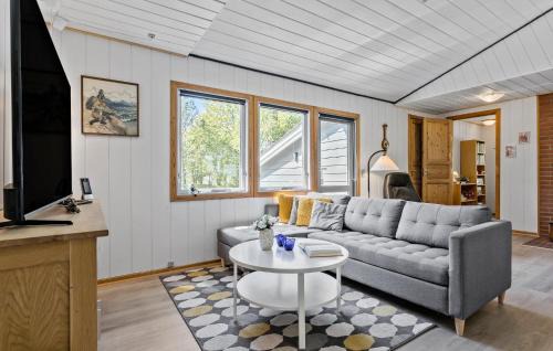 Ertebølle House | Nice Home In Farsø With Sauna