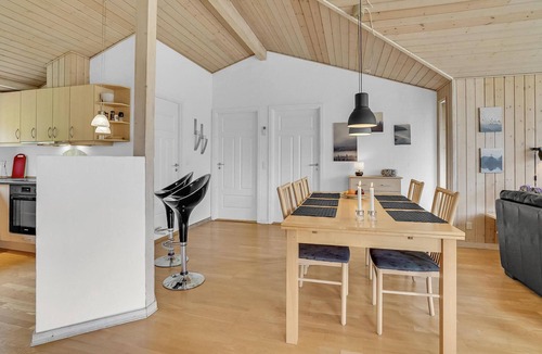 Farvang House | Nice home in Fårvang with sauna