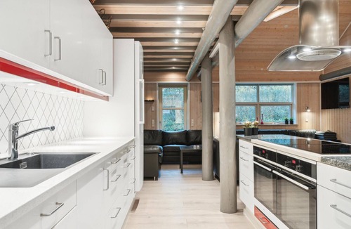 Farvang House | Nice home in Fårvang with sauna