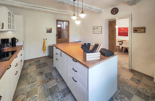 Faugeres House | Nice home in Faugères