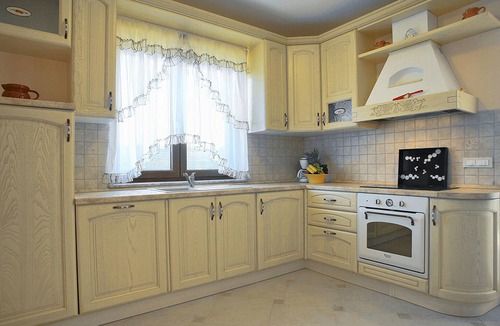 Valbandon House | Nice home in Fazana with private swimming pool, can be inside or outside