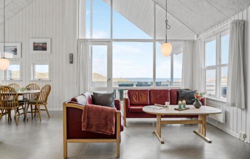 Lild Strand House | Nice Home In Frøstrup With Kitchen