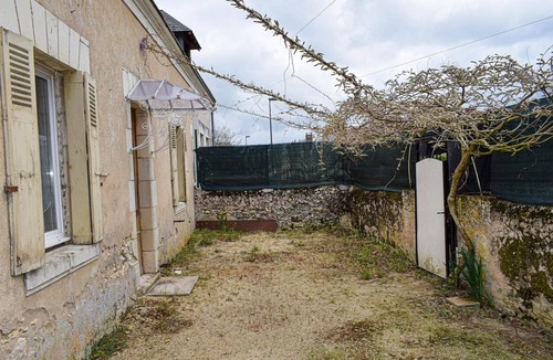 Channay-sur-Lathan House | Nice home in Channay-sur-Lathan