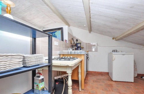 Les Brugassieres House | Nice home in Le Plan-de-la-Tour