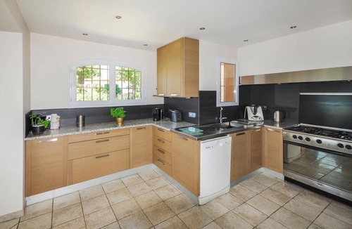 Les Maillans House | Nice home in Roquefort les Pins