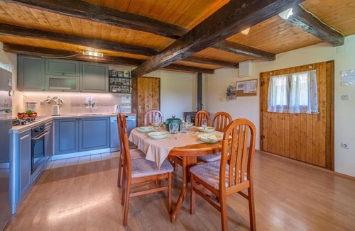 Barilovic House | Nice home in Gornji Velemeric with sauna