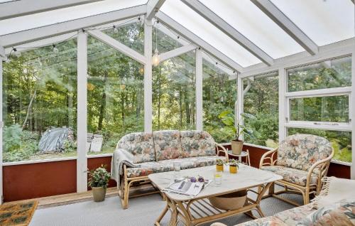 Gistrup House | Nice Home In Gistrup With Wifi