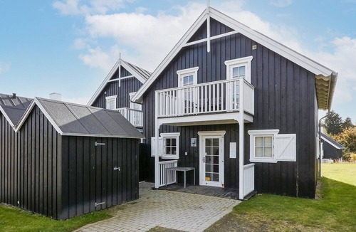 Gjern House | Nice home in Gjern with sauna