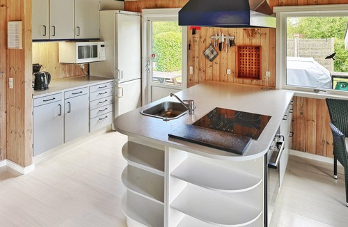 Fjellerup Strand House | Nice home in Glesborg with sauna