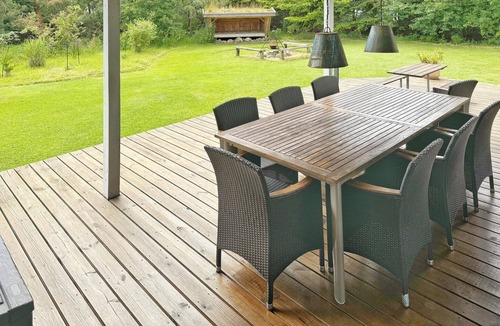 Fjellerup Strand House | Nice home in Glesborg with sauna