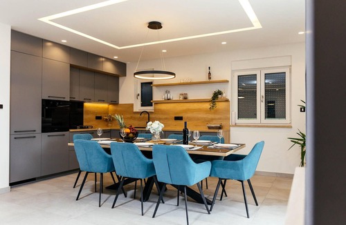 Prolozac House | Nice home in Gornji Prolosac