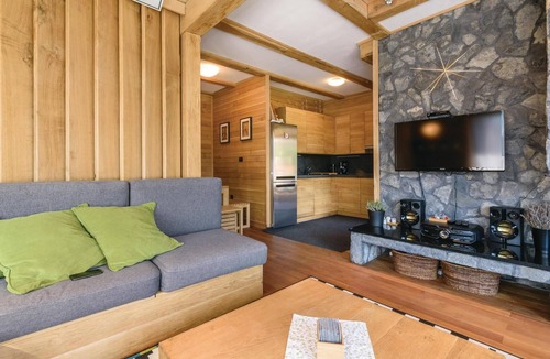 Generalski Stol House | Nice home in Gornji Zvecaj with sauna