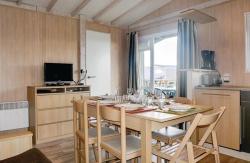 Grandcamp-Maisy House | Nice home in Grandcamp Maisy with WiFi