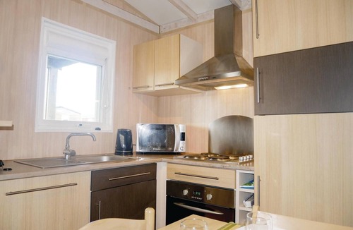 Grandcamp-Maisy House | Nice home in Grandcamp Maisy with WiFi