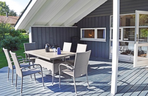 Udsholt Sand House | Nice home in Græsted with sauna