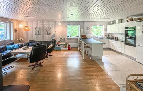 Hojby House | Nice Home In Højby With Sauna