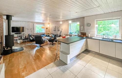 Hojby House | Nice Home In Højby With Sauna