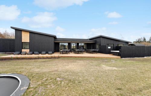 Hojslev House | Nice Home In Højslev With Sauna