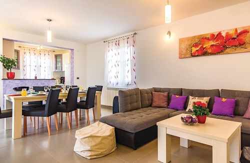 Gajana House | Nice home in Hr-52215 Vodnjan