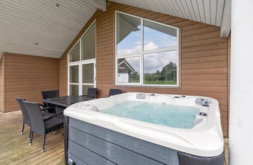 Flovt Strand House | Nice home in Haderslev with sauna