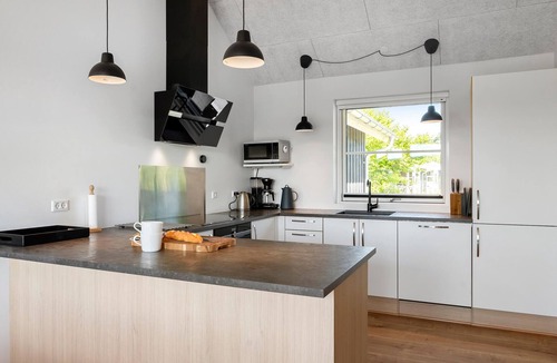 Oster Hurup House | Nice home in Hadsund with sauna