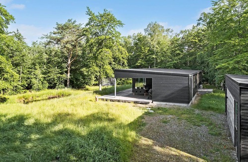 Helberskov Strand House | Nice home in Hadsund with Wi-Fi