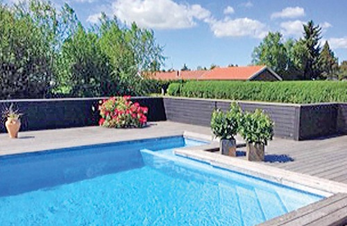 Hou House | Nice home in Hals with sauna