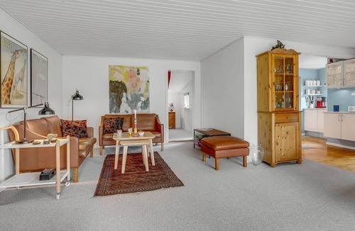 Hou House | Nice home in Hals with WiFi