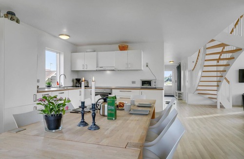 Vrist Strand House | Nice home in Harboøre with WiFi