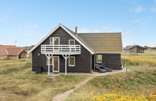 Vrist Strand House | Nice home in Harboøre with WiFi