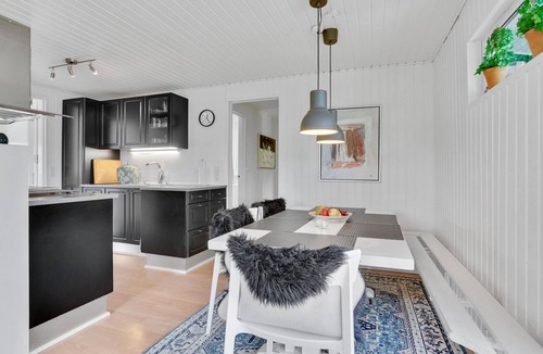Hejlsminde Strand House | Nice home in Hejls with WiFi