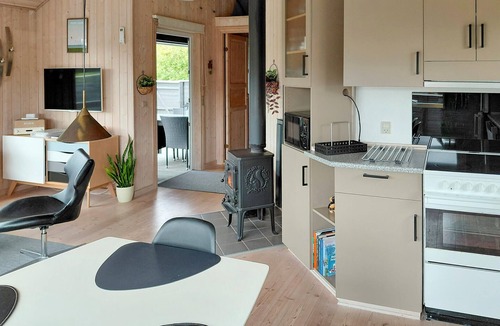 Falen House | Nice home in Hemmet with WiFi