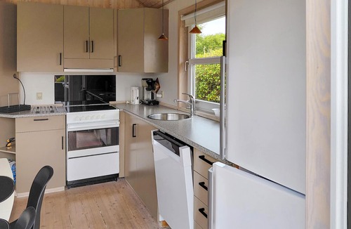 Falen House | Nice home in Hemmet with WiFi