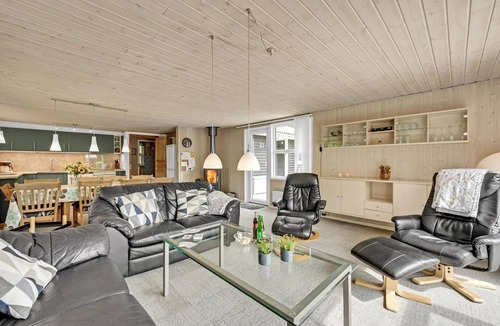 Bork Havn House | Nice home in Hemmet with WiFi