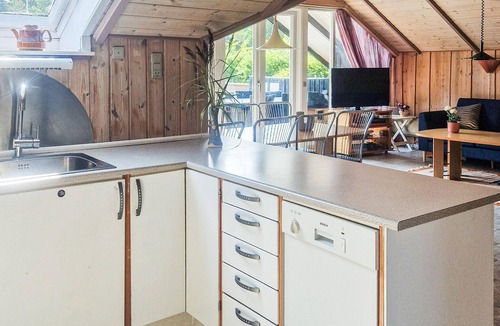 Bork Havn House | Nice home in Hemmet with sauna