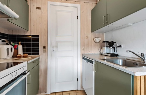 Bork Havn House | Nice home in Hemmet with sauna