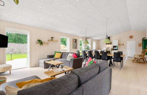 Bork Havn House | Nice home in Hemmet with WiFi