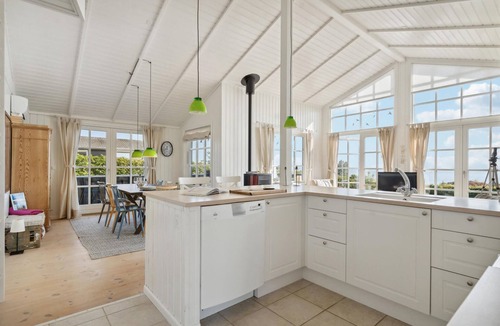 Hesselager House | Nice home in Hesselager with kitchen