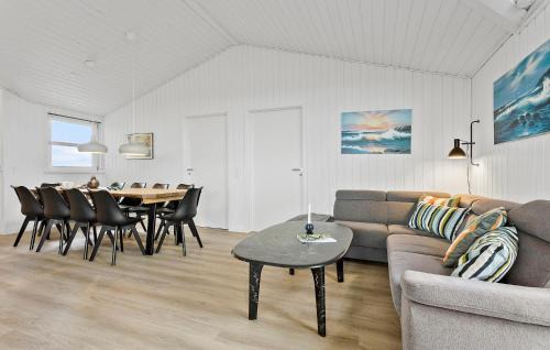 Hjørring House | Nice Home In Hjørring With Sauna
