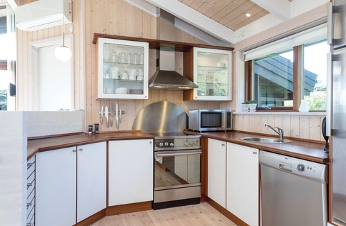 Lonstrup House | Nice home in Hjørring with sauna