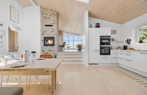 Hojby House | Nice home in Højby with house sea view