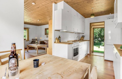 Hoensinge House | Nice home in Højby with WiFi