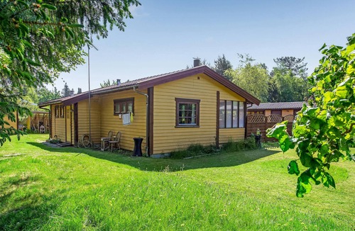 Hoensinge House | Nice home in Højby with WiFi