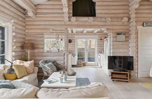 Hornbaek House | Nice home in Hornbæk with WiFi