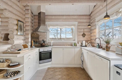 Hornbaek House | Nice home in Hornbæk with WiFi