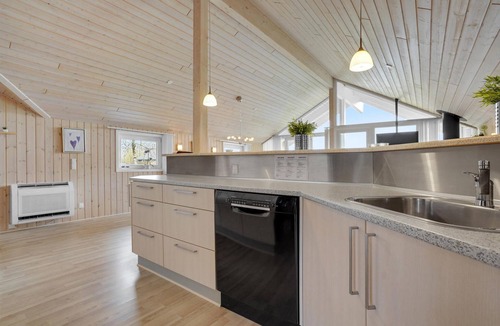 Hovborg House | Nice home in Hovborg with kitchen